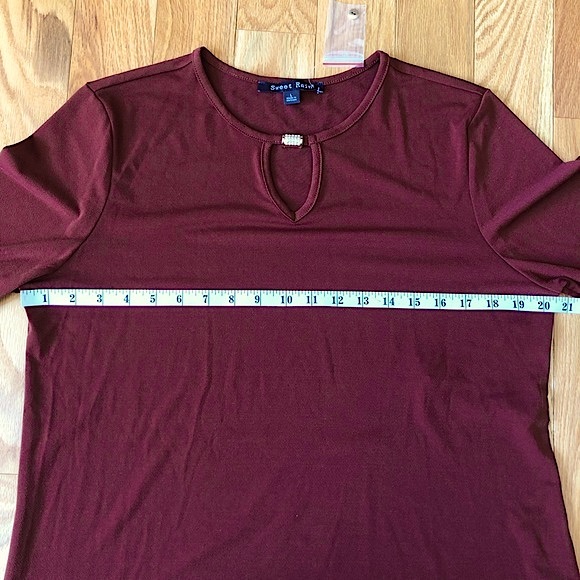 NWT: Burnt Orange Keyhole Blouse w/ Sparkle Charm - Picture 13 of 16